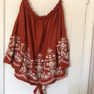 NWT Caren Sport Cold Shoulder Blouse